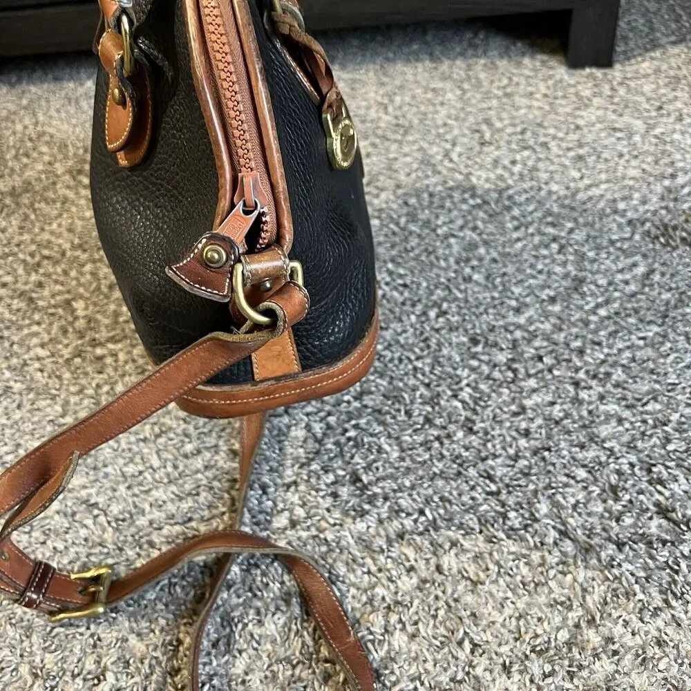 Dooney & Bourke Norfolk Crossbody Bag Handbag Purse Vintage Black Brown Leather - Picture 3 of 12